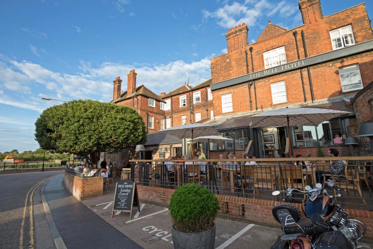 The Bell Hotel Sandwich Exterior foto
